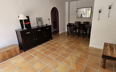 Soleado apartamento, planta baja con terraza en Altea